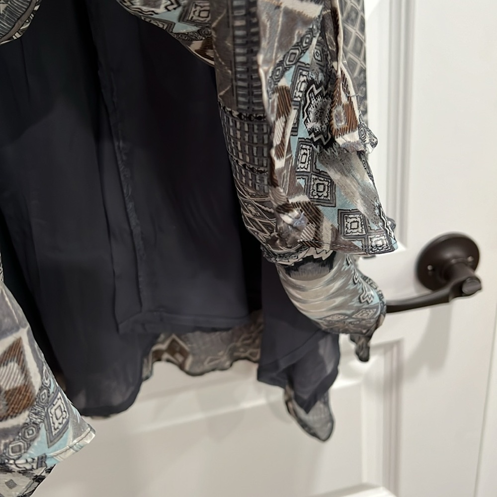 Skirt - Picture 2 of 3